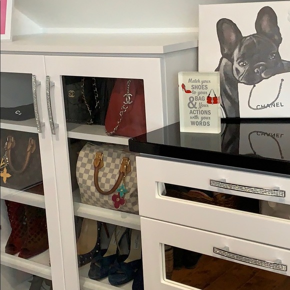 CHANEL Tote - Picture 15 of 15